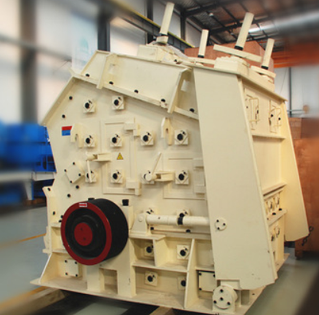 Impact crusher in the workshop